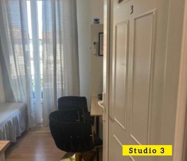 La Madeleine Apartment | HomeTake