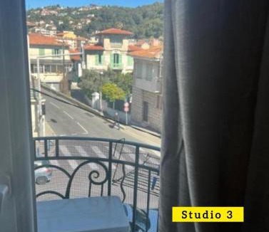 La Madeleine Apartment | HomeTake