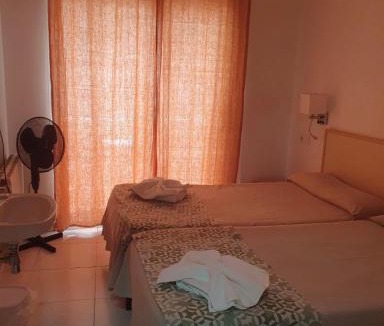 Tarragona Hostel | Hostal Alhambra Tarragona