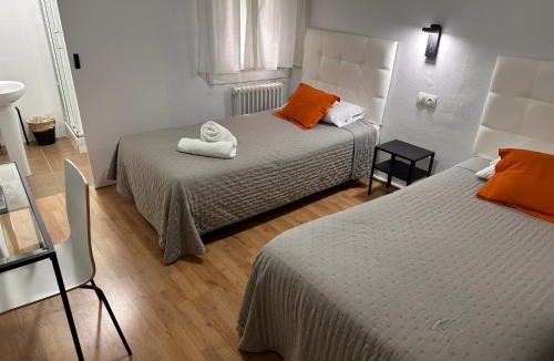 Puigcerda House | Hostal ARS