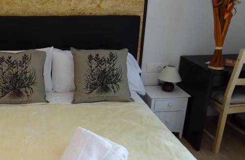Sant Antoni House | Hostal Balkonis