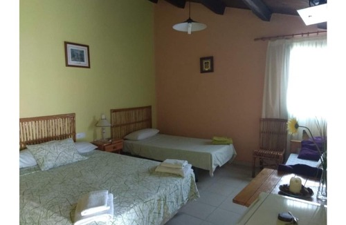Susqueda Hostel | Hostal del Coll Full Rental 10 people Susqueda Pantano Guilleries