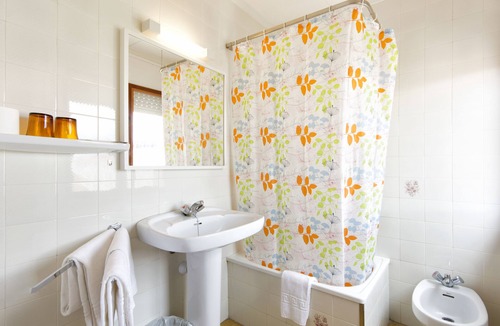Caldes de Malavella Hostel | Hostal Fabrellas
