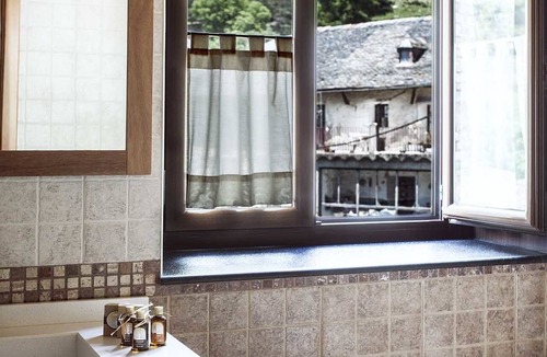 Erill la Vall Hostel | Hostal La Plaça