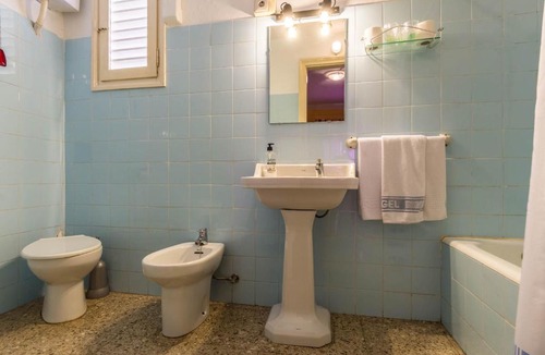 Balaguer House | Hostal Urgell