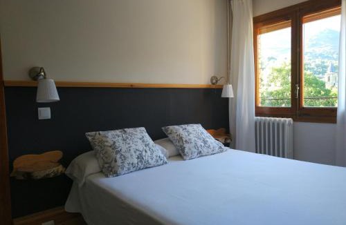Altron House | Hostal Vall d'Àssua