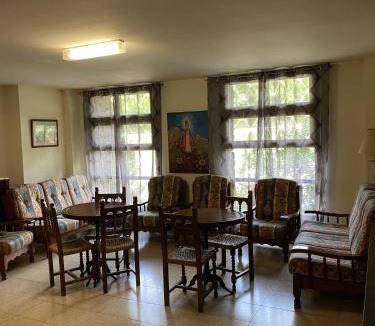Susqueda House | Hostatgeria i Restaurant Coll de Condreu