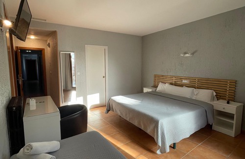 Jaca Hotel | Hotel Acebo Plaza Mayor