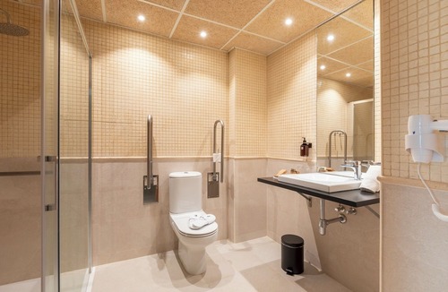 Sant Just Desvern Hotel | Hotel Acta Sant Just