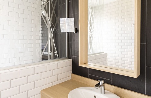 Onet-le-Chateau Hotel | Hotel Bastide