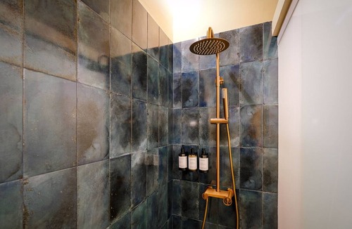 Cervera Hotel | Hotel Boutique CaLagneta - Art i vi