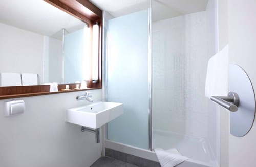 Seyssins Hotel | Hotel Campanile Grenoble Sud - Seyssins