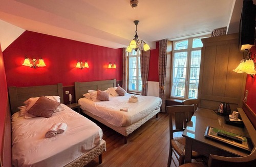 Le Treport Hotel | Hotel De Calais