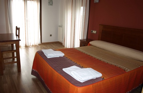 Larres Hostel | Hotel El Churron