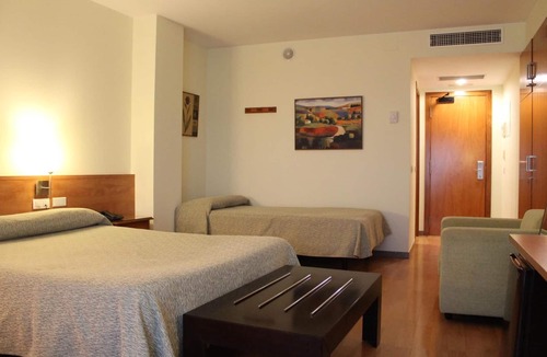 Castelldefels Hotel | Hotel Flora Parc