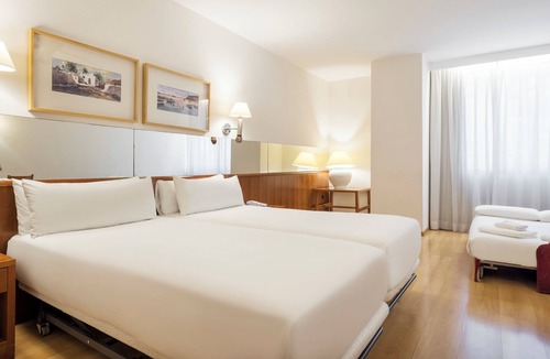 La Maternitat i Sant Ramon Hotel | Hotel ILUNION Les Corts Spa