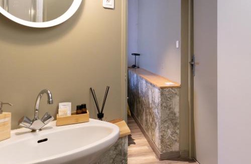 Aumont-Aubrac Hotel | Hotel Linette