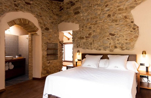 L'Avella Hotel | Hotel Montrubí 1771 - Slow Winery Hotel - Adults only