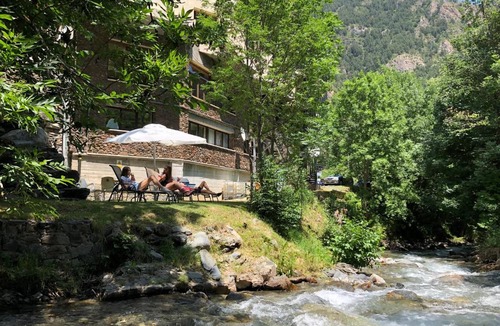 Erts Hotel | Hotel Palarine