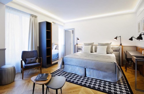 Quartier du Faubourg-Montmartre Hotel | Hotel Petit Lafayette