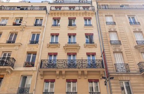 Quartier de Rochechouart Hotel | Hotel Riviera OPERA Cadet