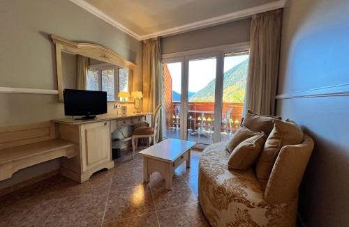 El Serrat Hotel | Hotel & SPA Bringué