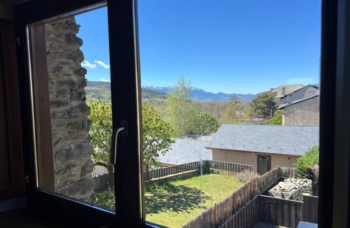 Palau-de-Cerdagne House | House 3 Bed S. XVIII Farmhouse, Fireplace, Garden & BBQ