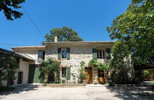 Travaillan House | House among vineyards near Mont Ventoux