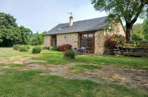Buzeins House | House: barn facing a castle in unspoilt countryside