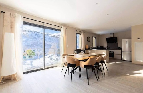 Peyragudes Villa | House for 7 People in Loudenvielle with Wi-Fi