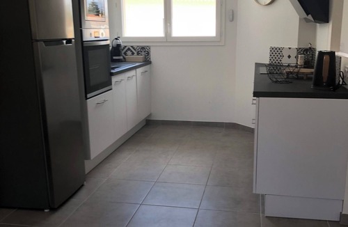 Le Teich House | House in Le Teich; nature and beaches nearby