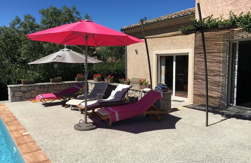 Labeaume House | House in the heart of the Ardeche gorges, 8 people, air-conditioned, heated swimming pool