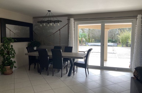 Lesparre-Medoc House | House with heated pool