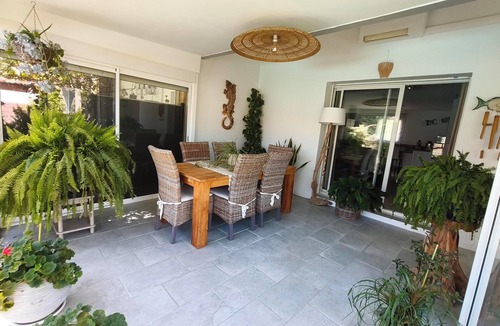 Vic-la-Gardiole House | House with pool 5 minutes from the sea