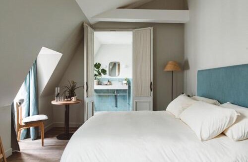Pigalle Hotel | HOY Paris - Yoga Hotel