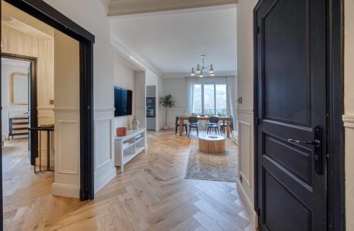 Quartier Exposition-Bajatiere Apartment | #HS Haussmann 1890 Grenoble