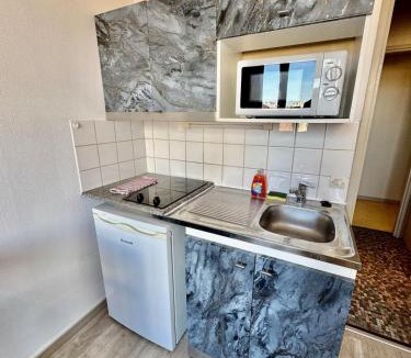 Faubourg Saint-Jacques Apartment | Hyper Centre de Valence - Studio N43