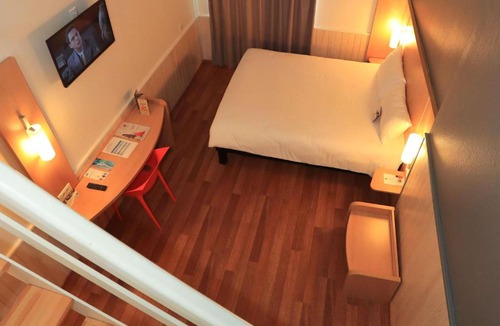 Aurillac Hotel | ibis Aurillac