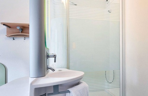 Seyssins Hotel | ibis budget Grenoble Sud Seyssins