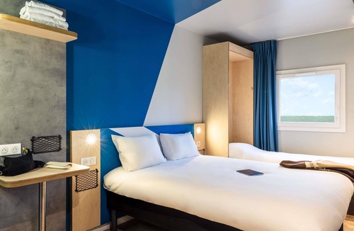 Villemomble Hotel | ibis budget Villemomble
