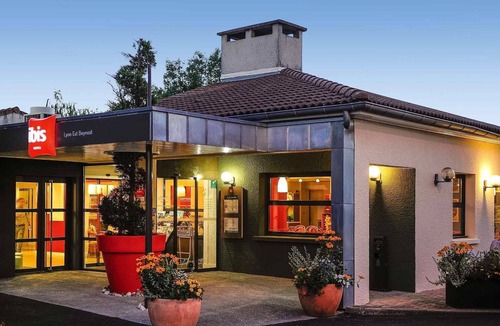 Beynost Hotel | ibis Lyon Est Beynost A42