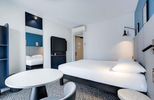 11th Arrondissement Hotel | ibis Paris Père Lachaise