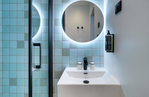Quartier de Rochechouart Hotel | ibis Styles Paris Cadet Lafayette