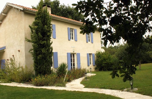 Mios House | Ideal Location for Cosy Hideaway