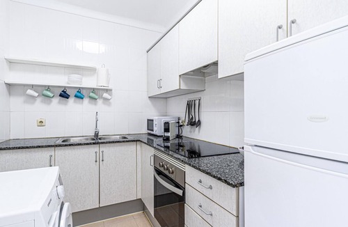 Sant Pol De Mar Apartment | Ideal space for couples with sea views and parking