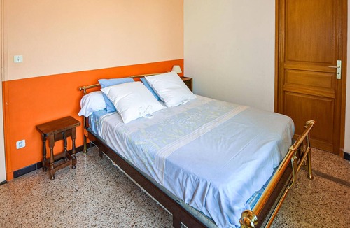 Taulignan House | Idyllic vacation home with private pool and panoramic views.