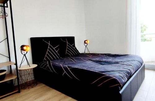 Saint-Priest Apartment | Indy Appart - Clim - Proche Eurexpo - Parking - Balcon au calme