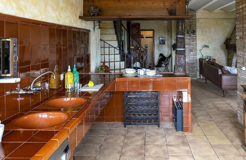 Aiguamurcia House | Isolated farmhouse surrounded, vineyards, olive trees and forest