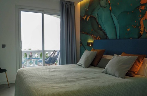 Sitges Apartment | Jade Suite by Hello Homes Sitges