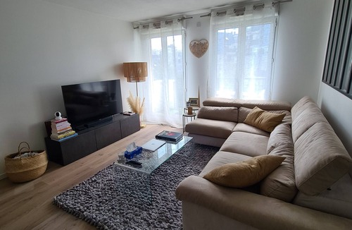 Rosny-sous-Bois Apartment | JO 2024 - Bel Appartement Calme et Décoré à 15 Minutes de Paris